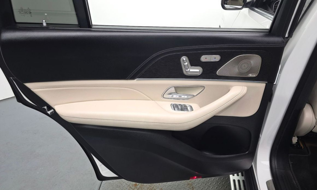 Mercedes-Benz GLS-Class GLS450 4MATIC, 2025