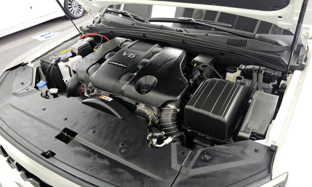 Kia Mohave Diesel 3.0 4WD 6-Seater, 2023