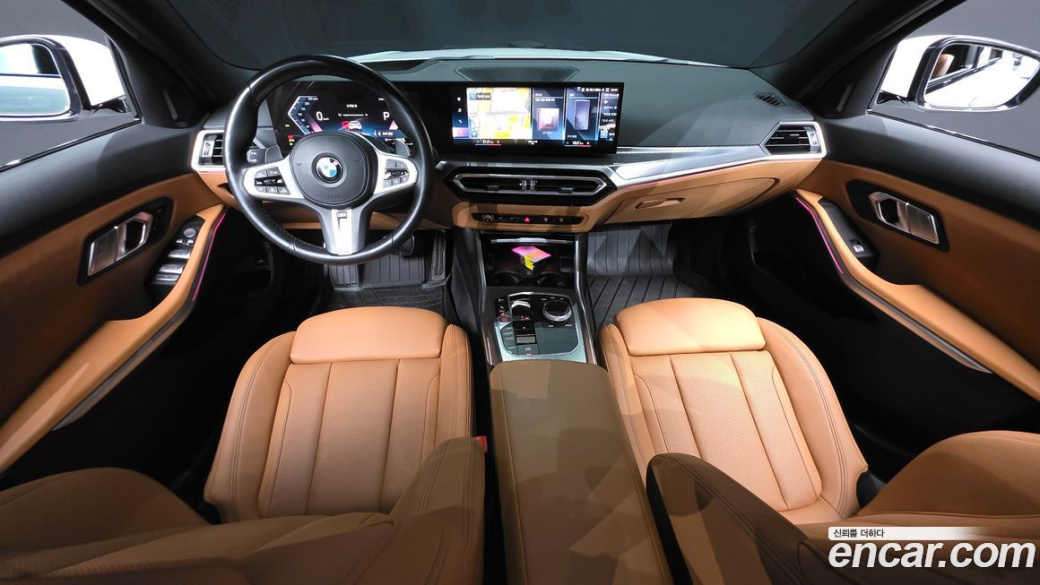 BMW 3-Series 320i M Sport, 2023