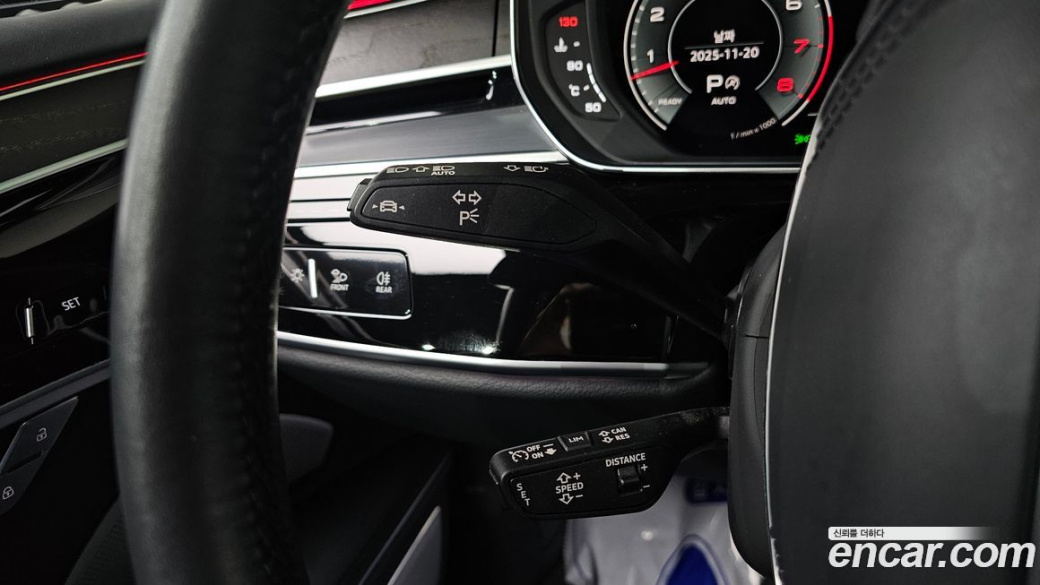 Audi A8 55 TFSI Quattro Premium LWB, 2022
