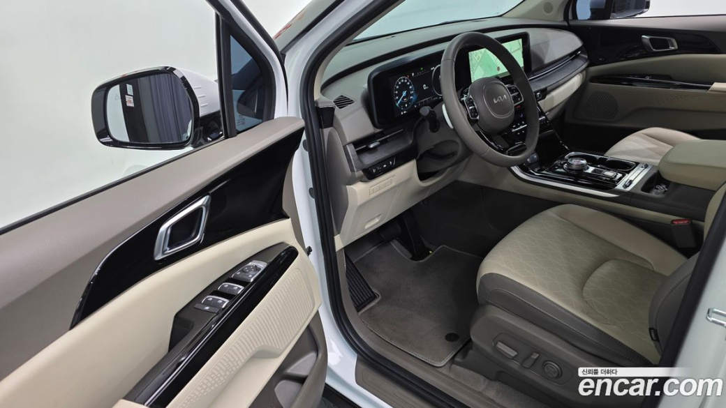 Kia Carnival 9-Seater Noblesse, 2023