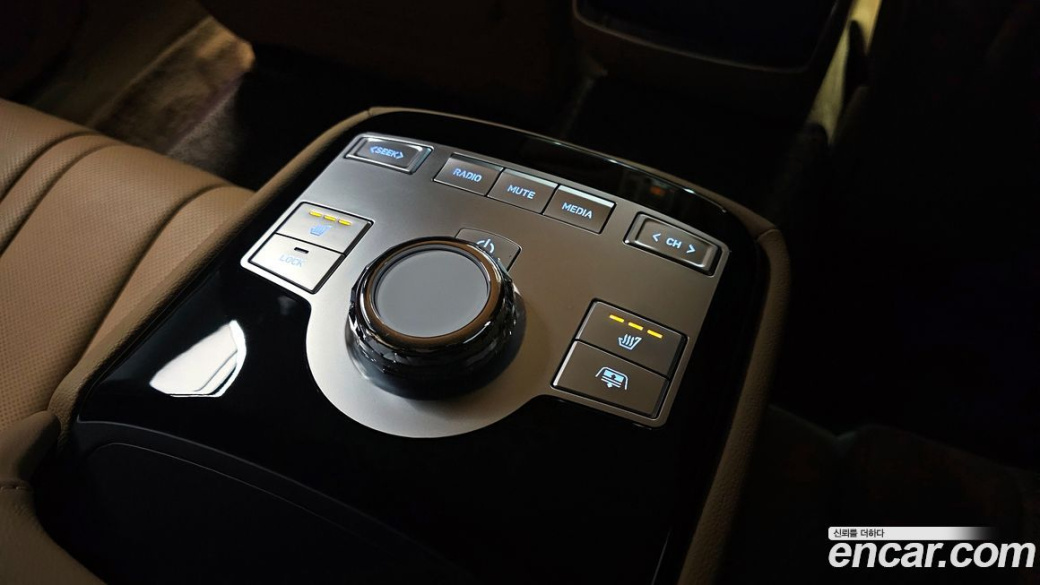 Genesis G80 Gasoline 2.5 Turbo 2WD, 2025