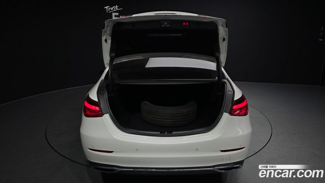 Mercedes-Benz C-Class C200 Avantgarde, 2023