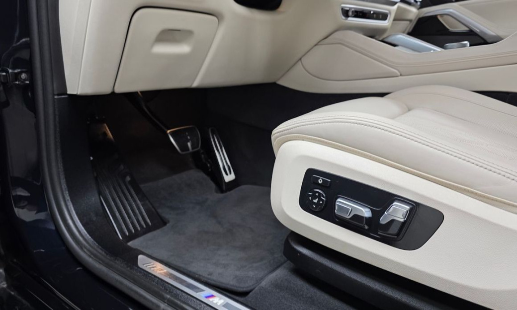 BMW X6 xDrive40i M Sport, 2025