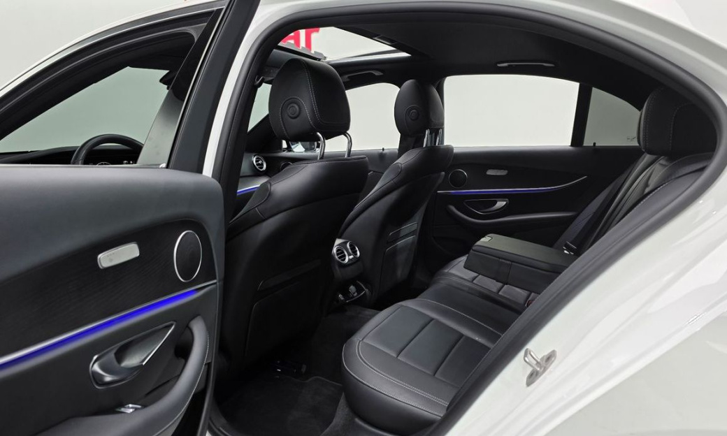 Mercedes-Benz E-Class E250 Avantgarde, 2023