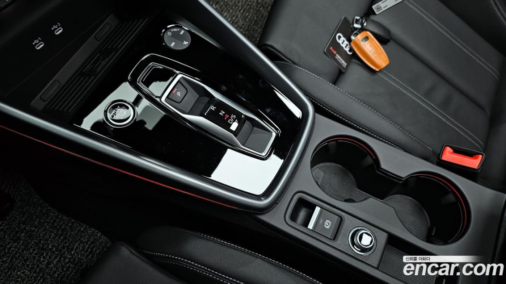 Audi A3 40 TFSI Premium, 2025