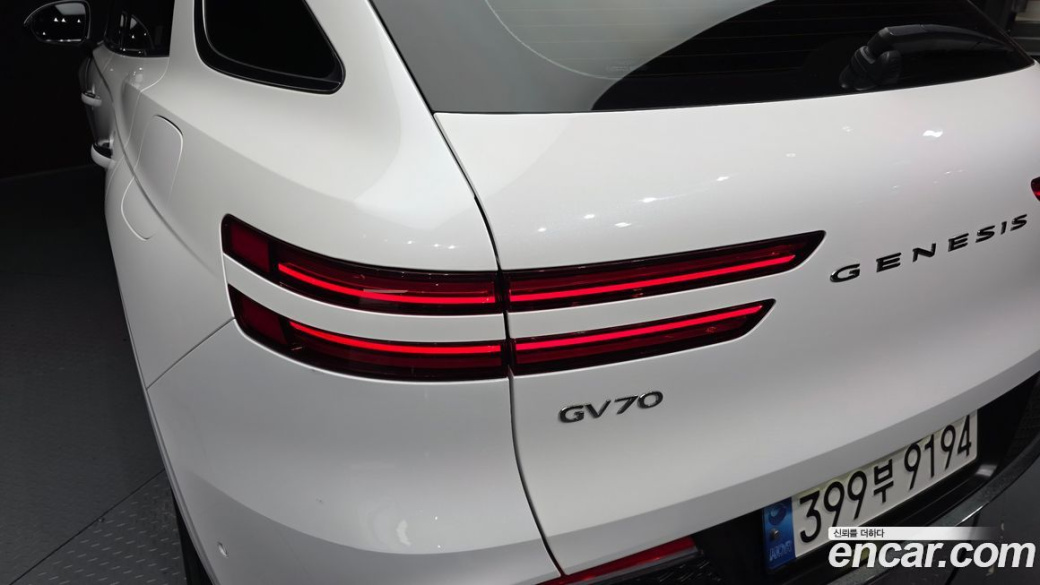 Genesis GV70 2.5T Gasoline AWD, 2023