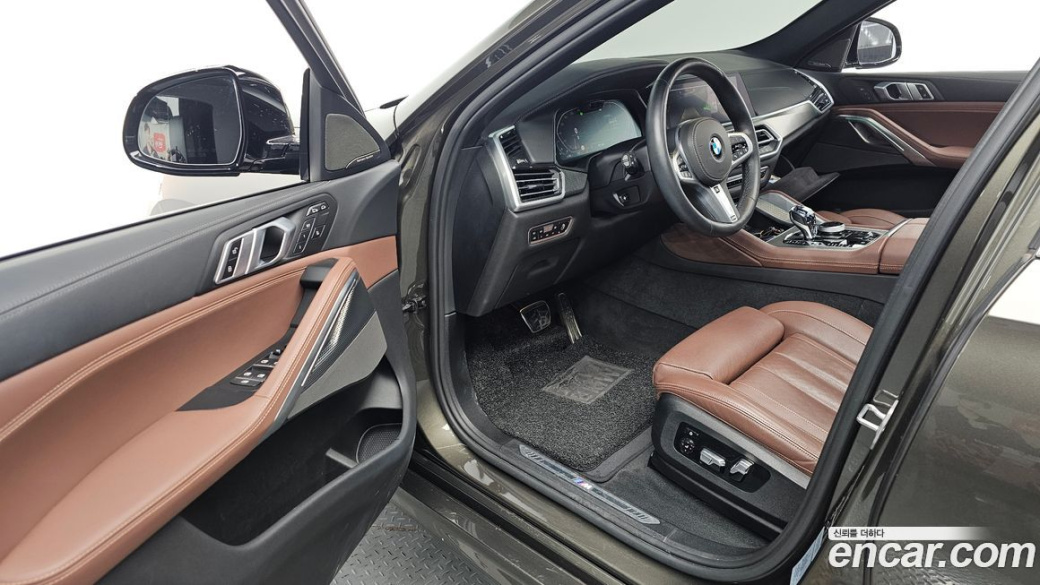 BMW X6 xDrive40i M Sport, 2021