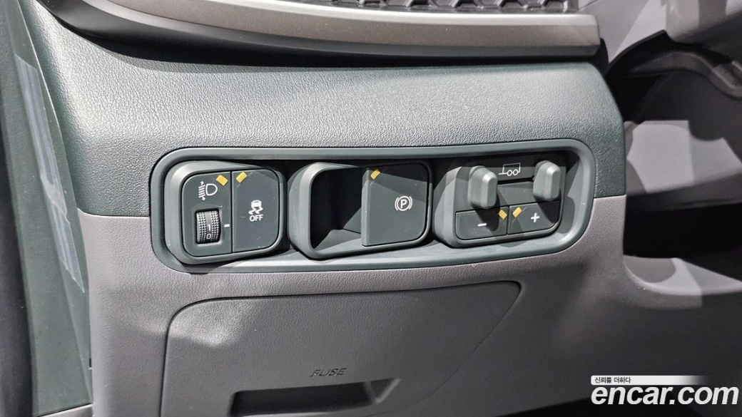 Kia Tasman 2.5T Gasoline 4WD, 2026