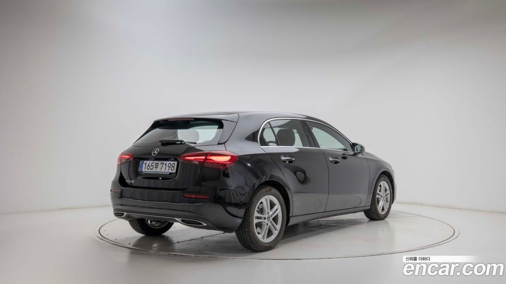 Mercedes-Benz A-Class A220 Hatchback, 2024