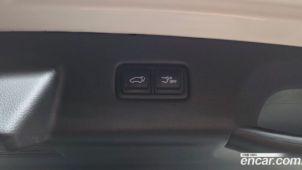 Kia Carnival 7-Seater Signature, 2023