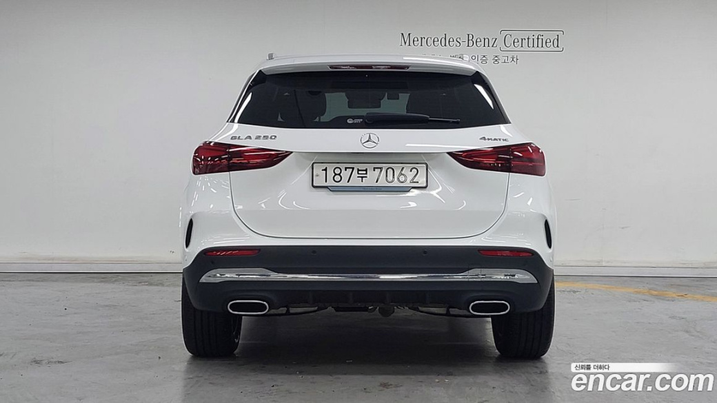 Mercedes-Benz GLA-Class GLA250 4MATIC, 2024