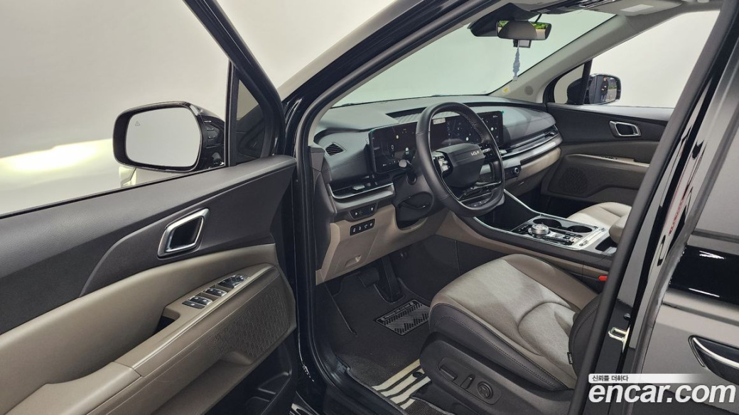 Kia Carnival 9-Seater Noblesse, 2025