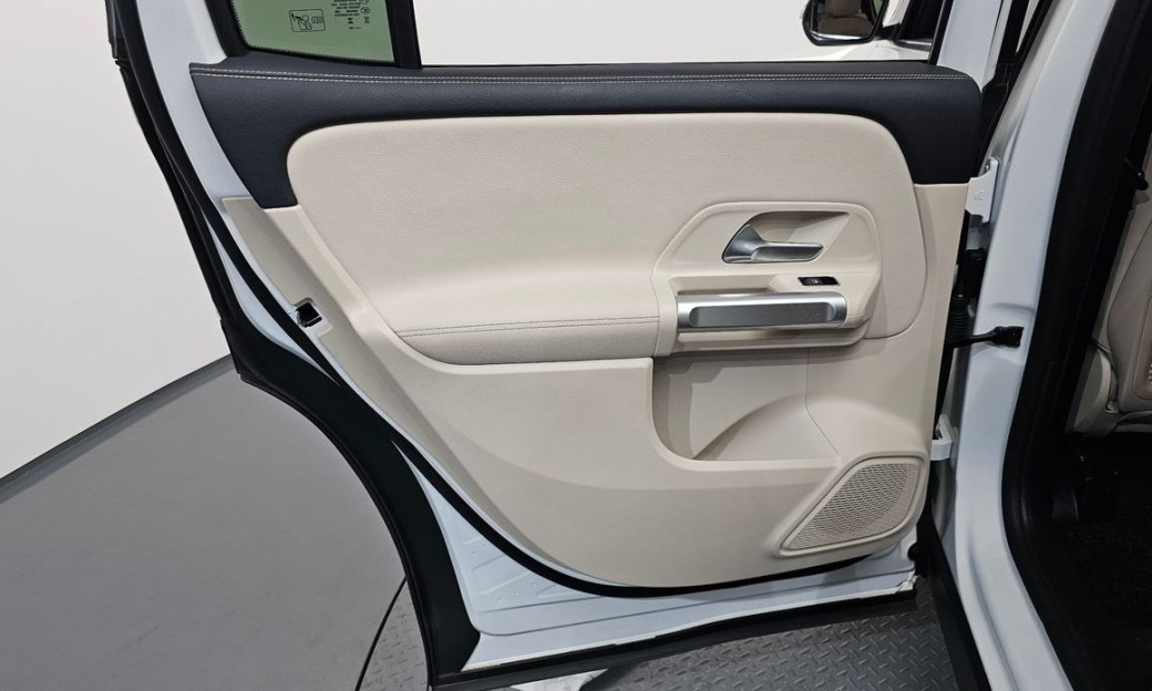 Mercedes-Benz GLB-Class GLB200 d, 2024