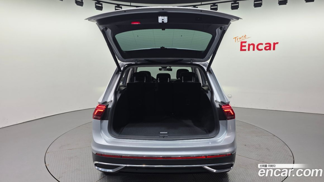 Volkswagen Tiguan 2.0 TDI Prestige, 2023