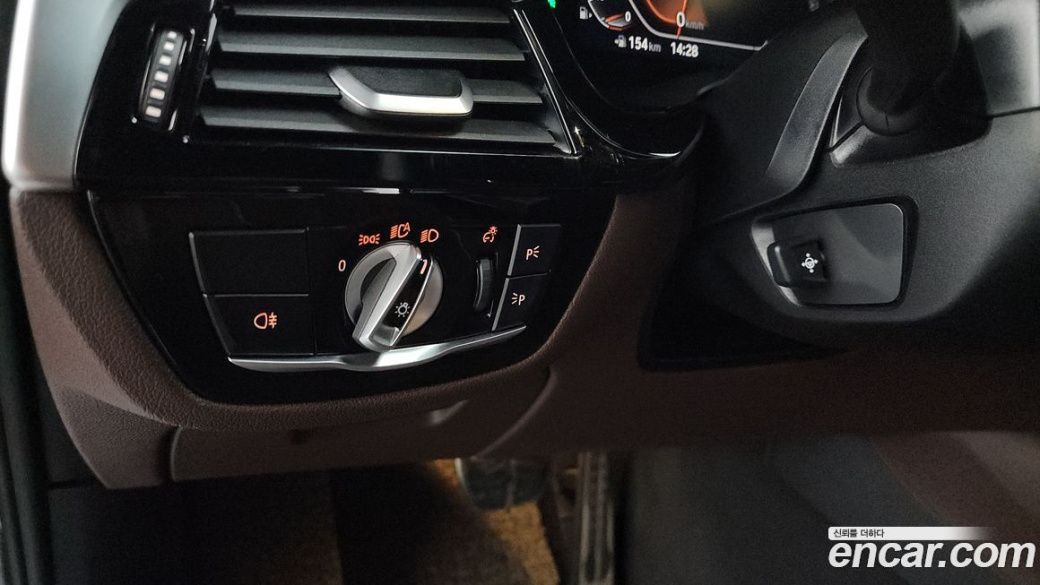 BMW Gran Turismo 640i xDrive M Sport, 2023