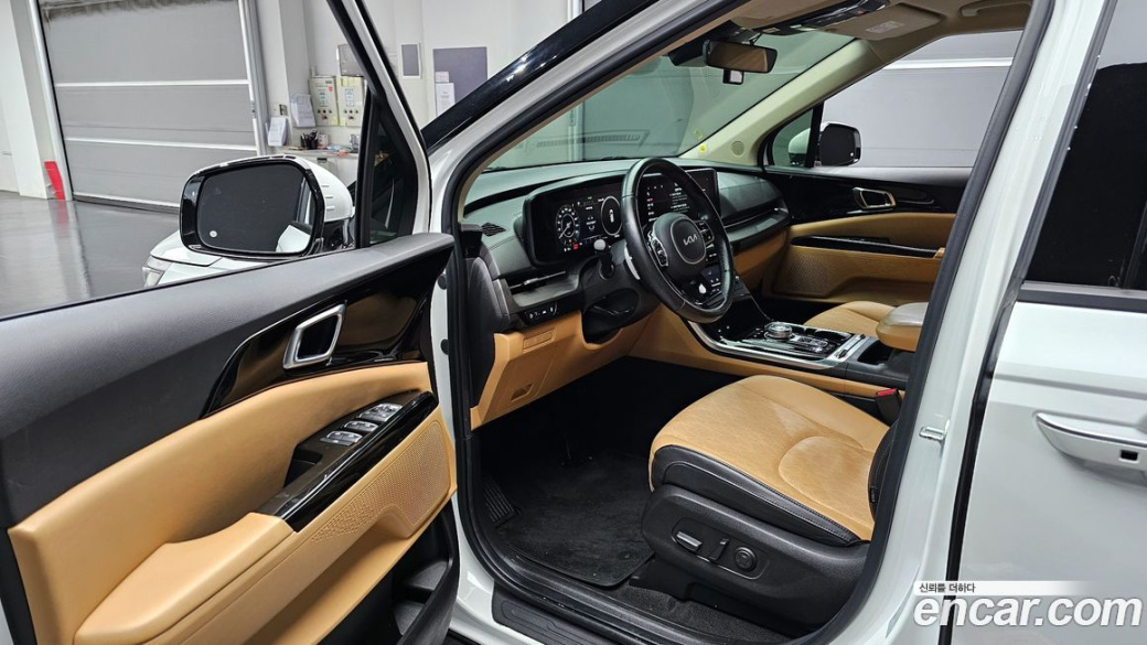 Kia Carnival 9-Seater Noblesse, 2022