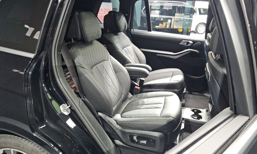 BMW X7 xDrive 40i M Sport 6STR, 2024
