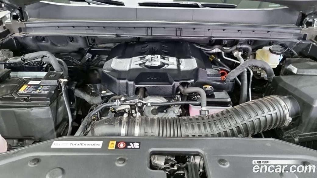 Kia Tasman 2.5T Gasoline 4WD, 2026