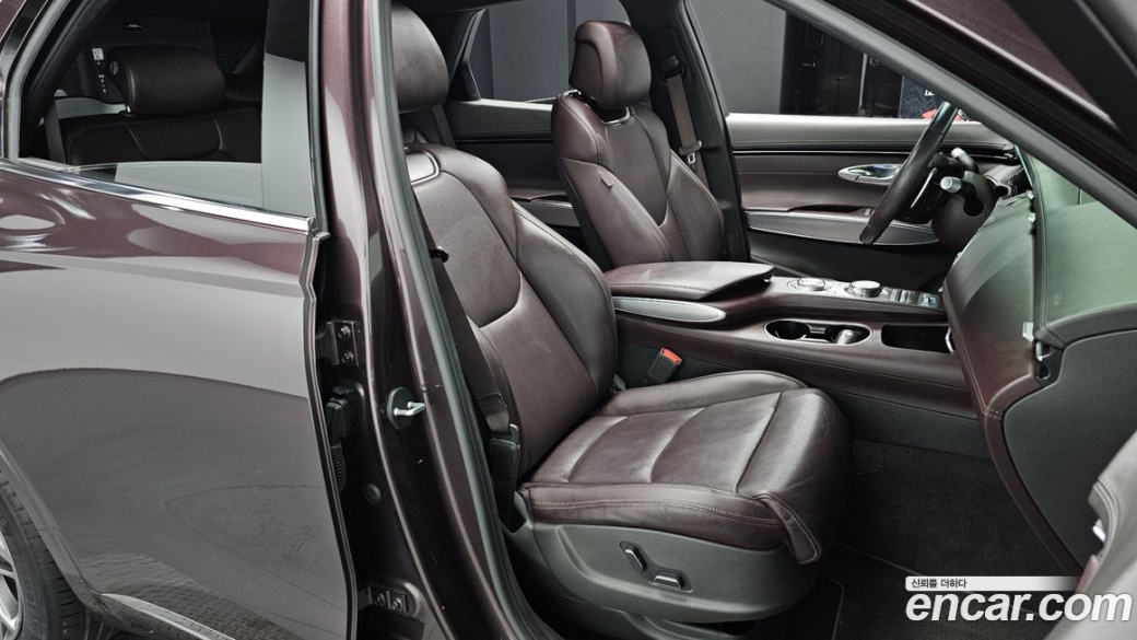 Genesis GV70 2.5T Gasoline 2WD, 2021