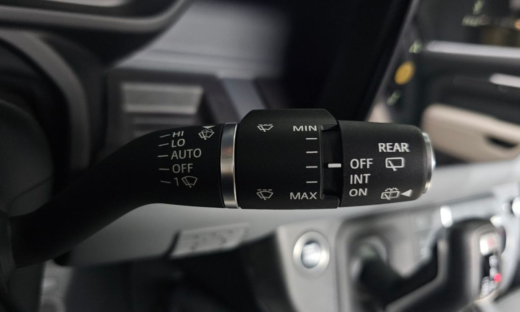 Land Rover Defender 110 D300 X-Dynamic HSE, 2024
