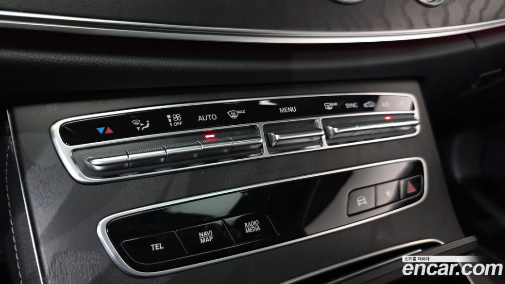 Mercedes-Benz E-Class E300d 4MATIC Coupe, 2023