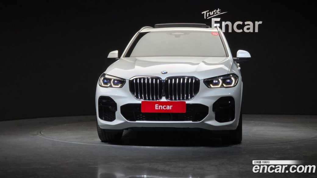 BMW X5 xDrive 40i M Sport, 2022
