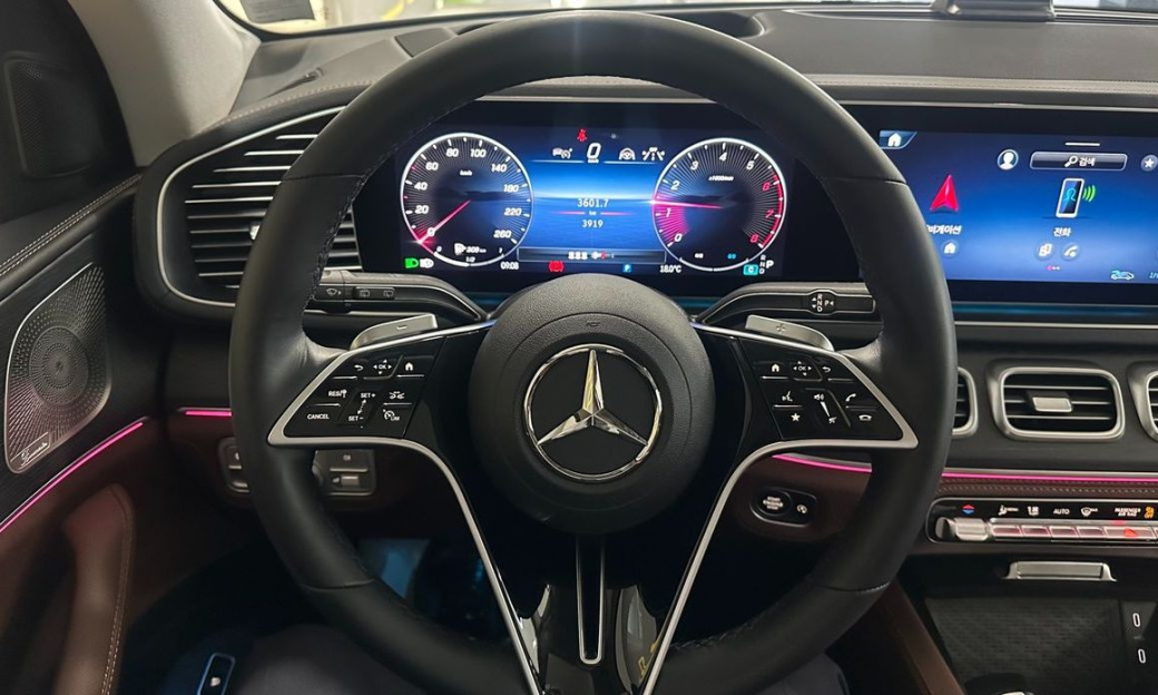 Mercedes-Benz GLE-Class GLE450 4MATIC AMG Line, 2025