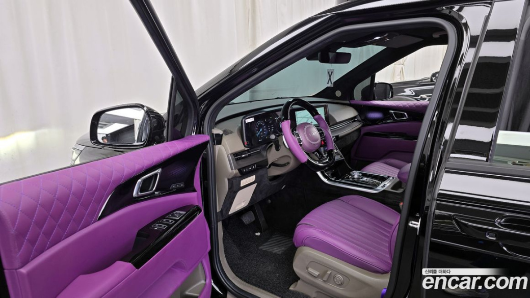Kia Carnival 9-Seater Hi-Limousine(Special Vehicle), 2023