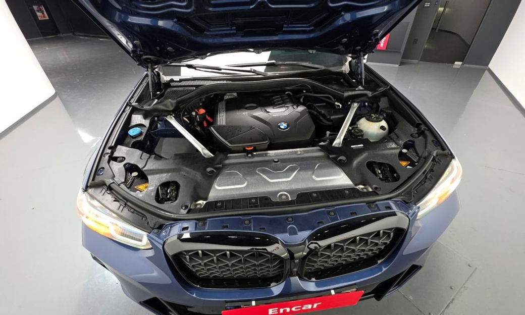 BMW X4 xDrive20i M Sports Pro, 2023