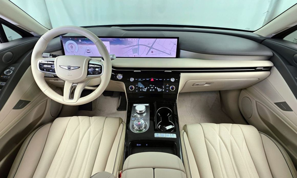 Genesis G80 Gasoline 2.5 Turbo AWD, 2025