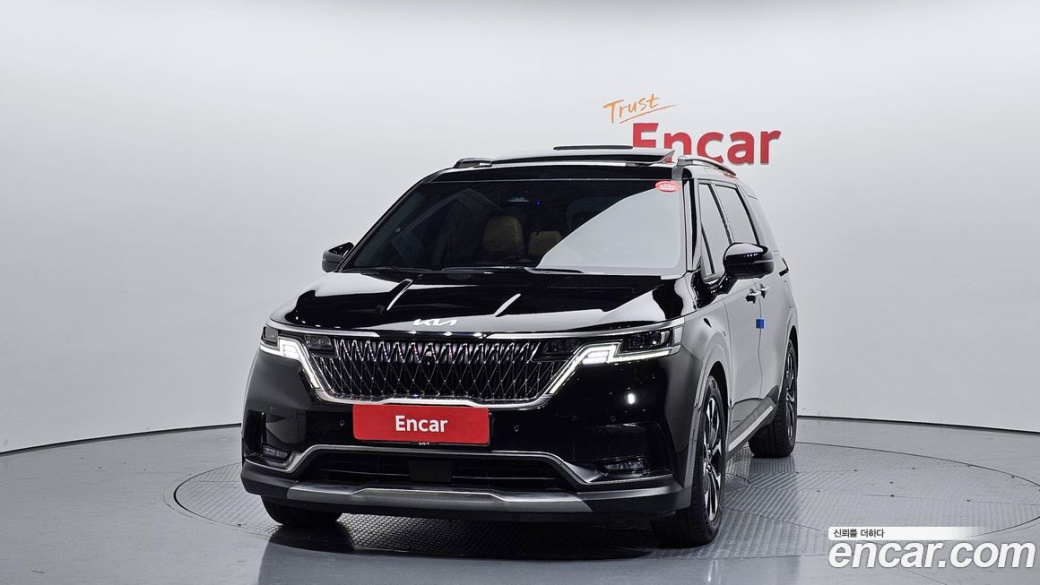 Kia Carnival 9-Seater Signature, 2023