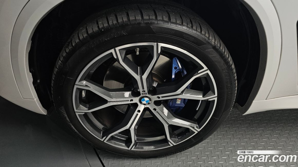 BMW X5 xDrive 40i M Sport, 2024