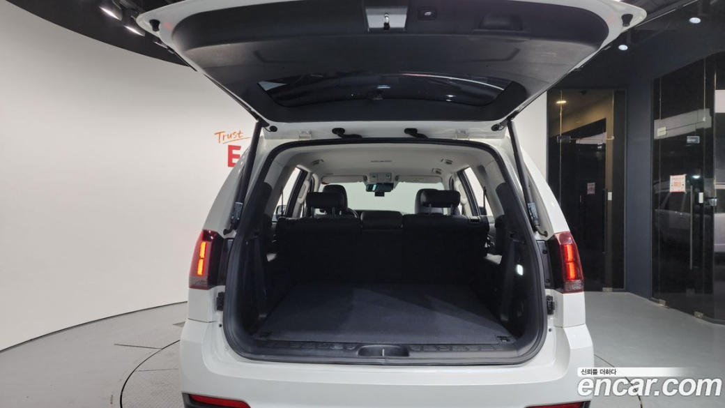Kia Mohave Diesel 3.0 4WD 5-Seater, 2022