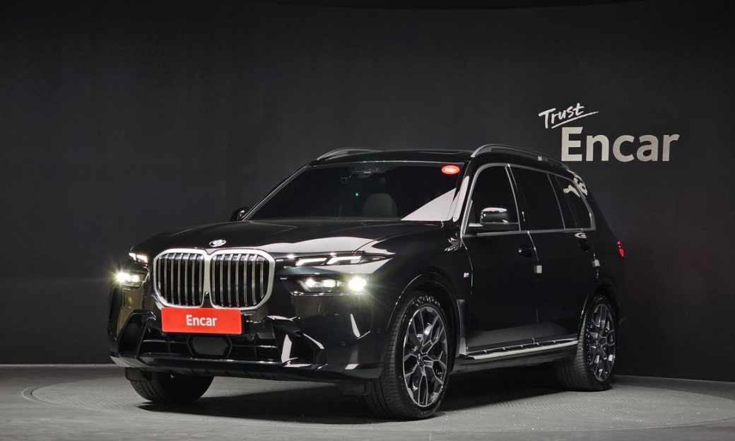 BMW X7 xDrive 40i M Sport 6STR, 2024
