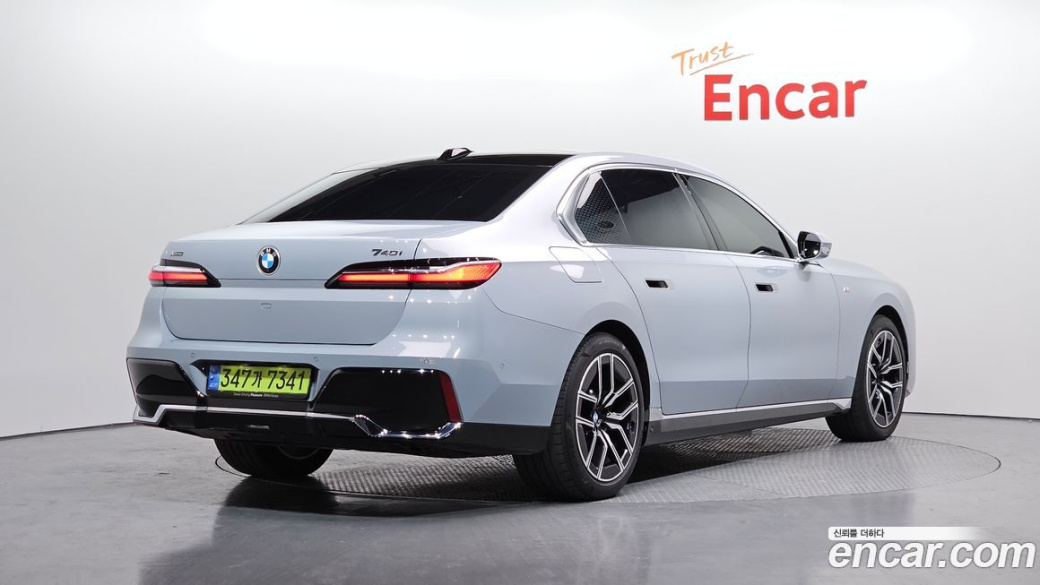 BMW 7-Series 740i xDrive M Sport, 2024