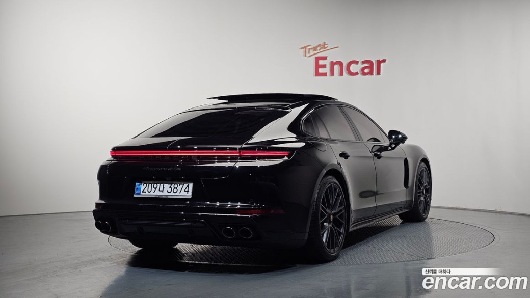 Porsche Panamera 4.0 GTS, 2025