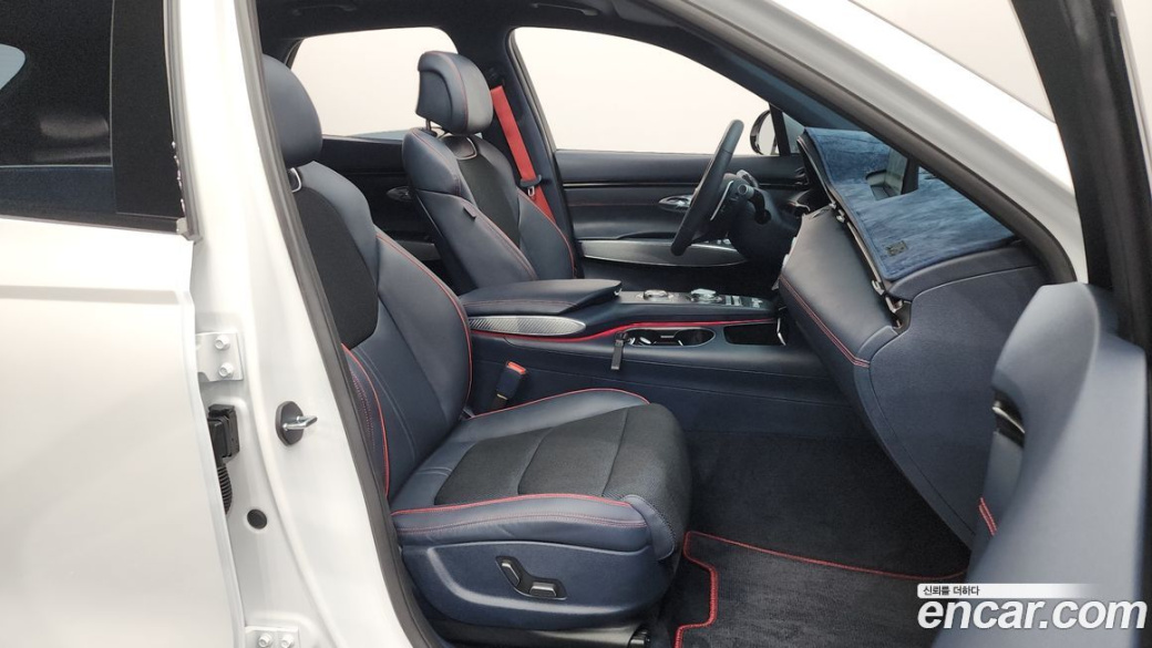Genesis GV70 2.5T Gasoline AWD, 2024