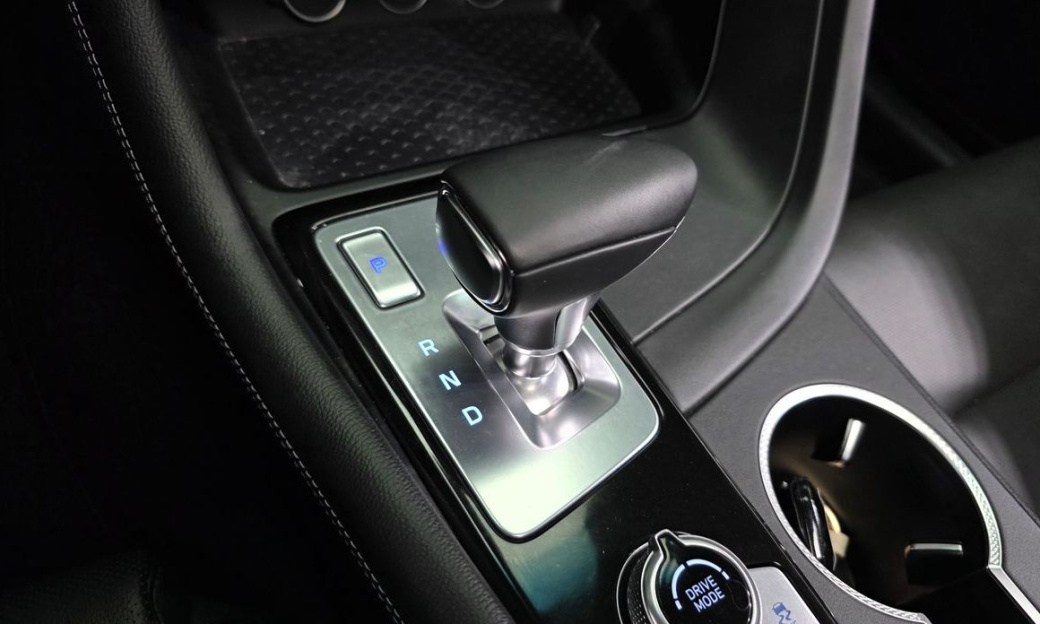 Genesis G70 Gasoline 2.5T 2WD, 2025