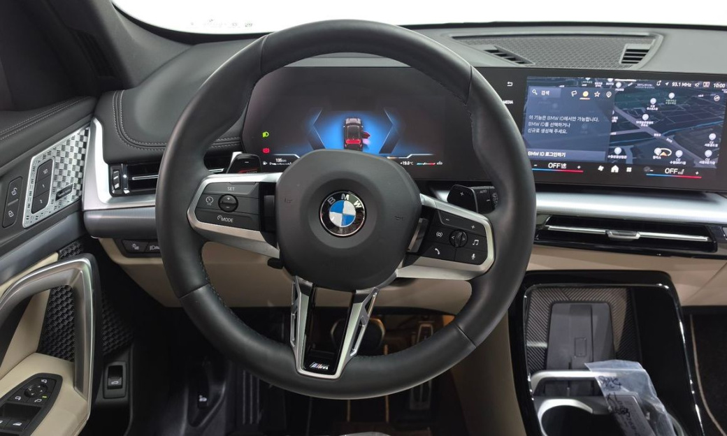 BMW X1 xDrive 20i M Sport, 2025