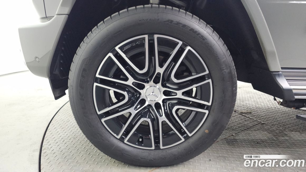 Mercedes-Benz G-Class G450d Manufaktur, 2025