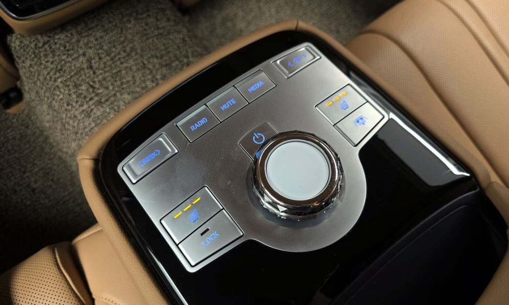 Genesis G80 Gasoline 2.5 Turbo 2WD, 2025