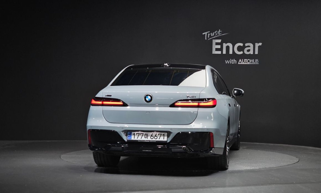 BMW 7-Series 740i xDrive M Sport Limited, 2025