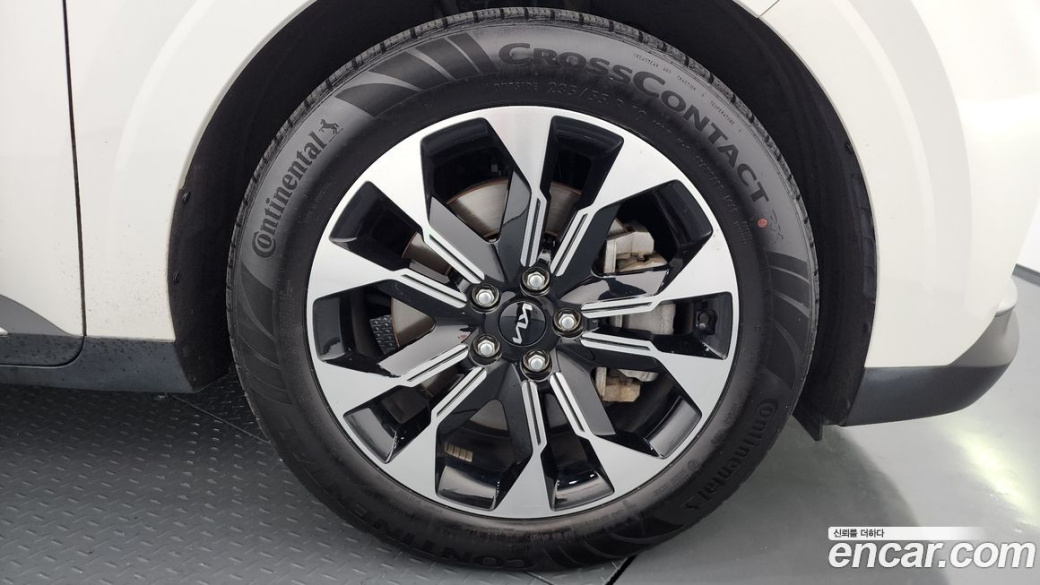 Kia Carnival 9-Seater Signature, 2022
