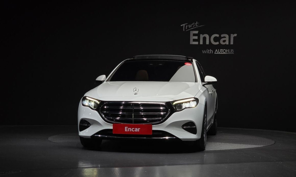 Mercedes-Benz E-Class E220d 4MATIC Exclusive, 2024