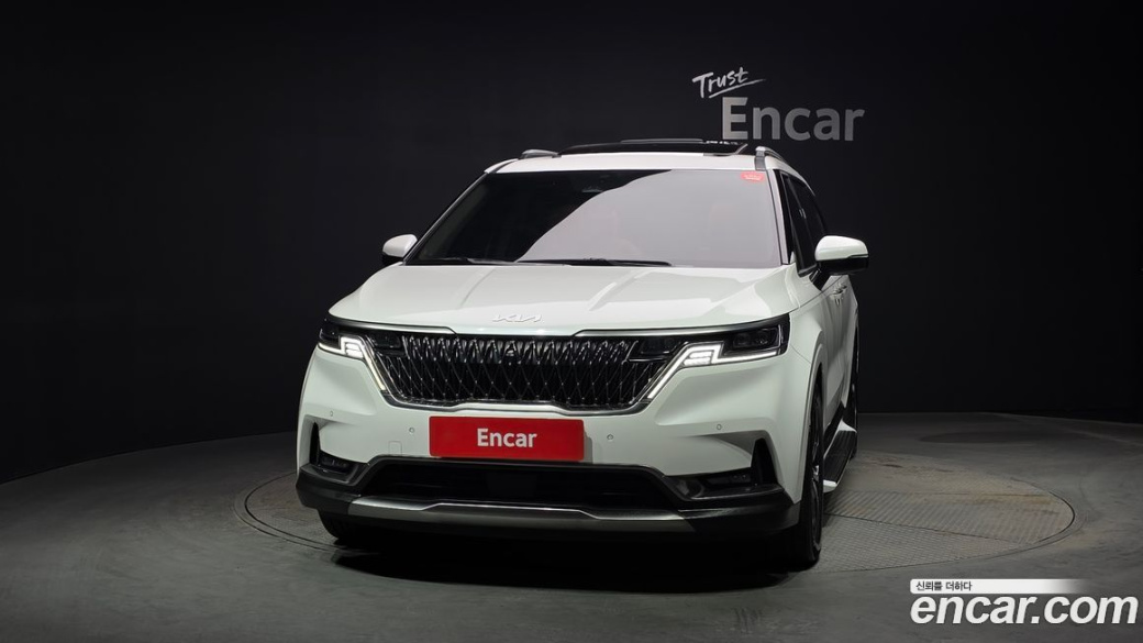 Kia Carnival 9-Seater Signature, 2023