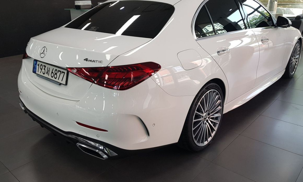 Mercedes-Benz C-Class C300 4MATIC AMG Line, 2023