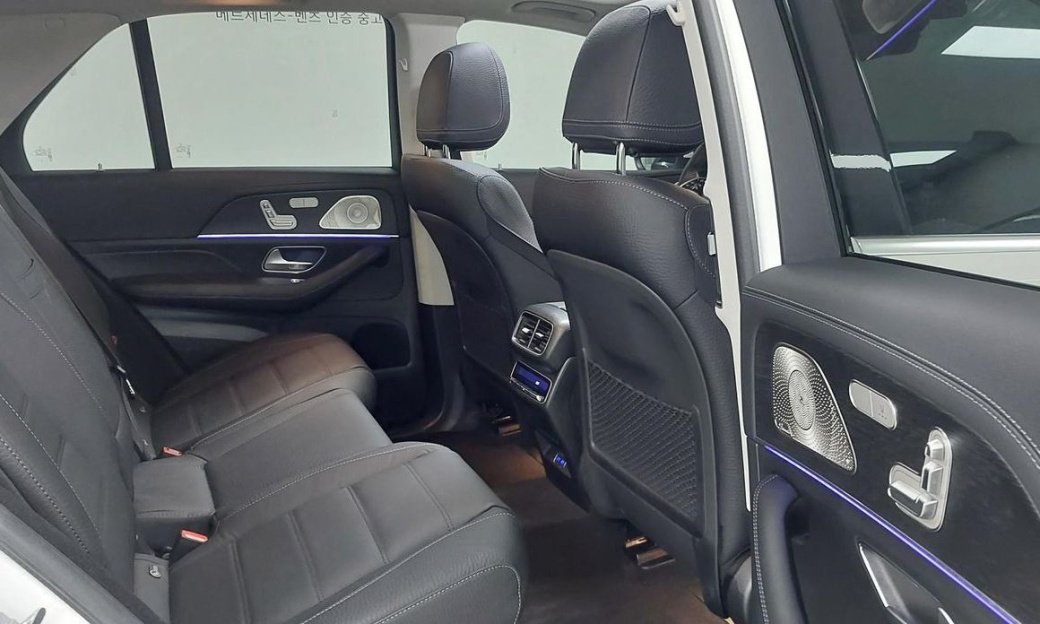 Mercedes-Benz GLE-Class GLE450 4MATIC, 2025