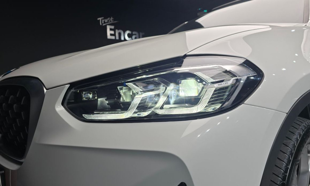 BMW X4 xDrive20i xLine, 2024