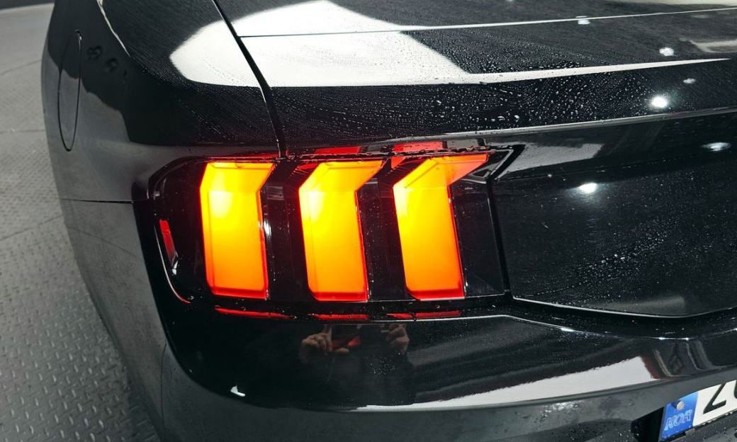Ford Mustang 5.0 GT Premium Convertible, 2024